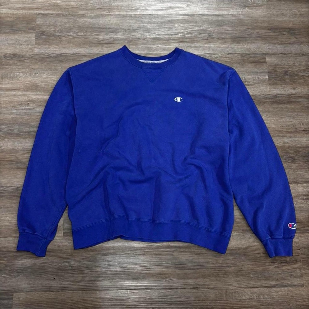 VINTAGE CHAMPION BLUE CREWNECK